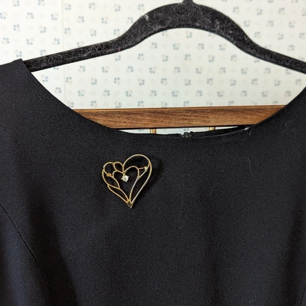 Vintage Heart Brooch Pin faux diamond rhinestone gold tone design pin 2.75